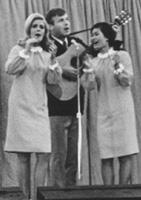 The New Christy Minstrels - 60's.Credits: picture from 
http://www.michaelochs.com/pastPerfectPages/pastPerfect3byrds.html