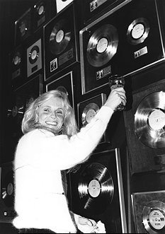 1981 toast International Gold and Platinum discs for Bette Davis Eyes.
