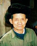 Long's father in Na San.