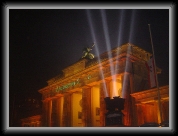 New year at the Brandenburger Tor * 681 x 503 * (99KB)