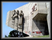 Liberation monument at Varna * 640 x 480 * (100KB)