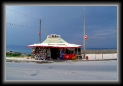 Kiosk in Heraklion * 704 x 474 * (96KB)