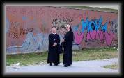 Nuns in Split * 738 x 439 * (99KB)