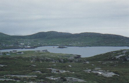 castlebay.jpg (23957 bytes)