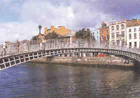 Halfpenny Bridge, River Liffey