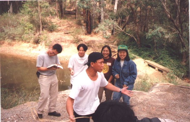 1_13.jpg (60910 bytes)