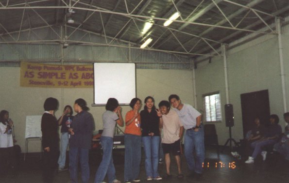 2_15.jpg (37106 bytes)