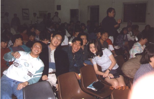 2_4.jpg (37576 bytes)