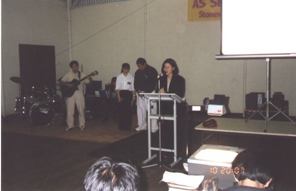 2_6.jpg (30958 bytes)