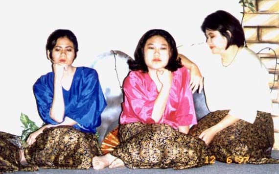 2_2.jpg (43678 bytes)