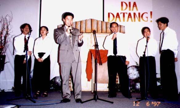 4_2.jpg (37606 bytes)