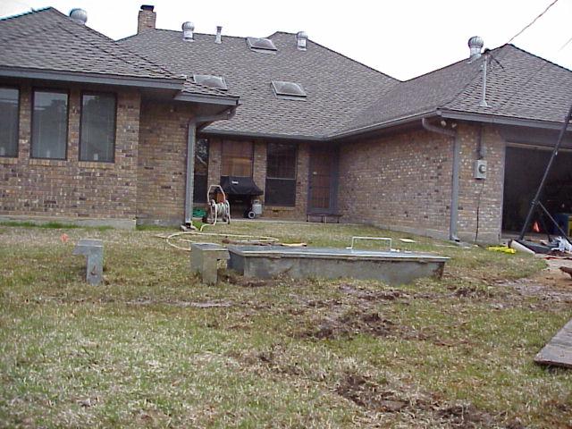 c022.jpg (81596 bytes)