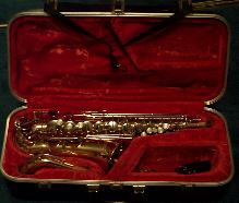 sax.JPG (9167 bytes)