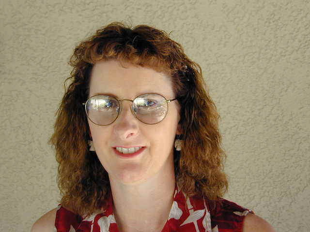 shirleygarces.jpg (35642 bytes)