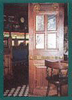 O'Reillys Irish Pub & Restaurant, Bangkok - door. JPEG image 105x146 Pixels, Decoded size (Bytes):46783