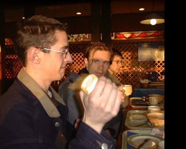 Schudden voor gebruik? Of is Stefaan weer hyperkinetisch?