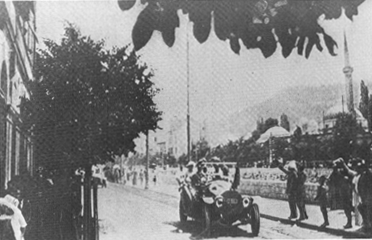 FerdinandCAR.BMP (90360 bytes)