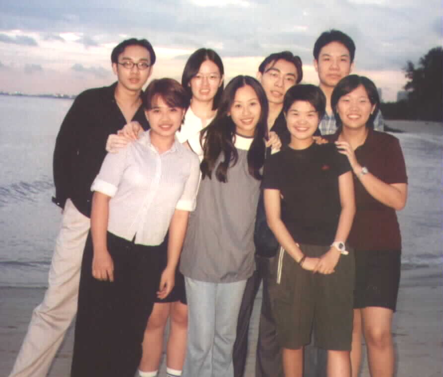 At_beach.jpg (44264 bytes)