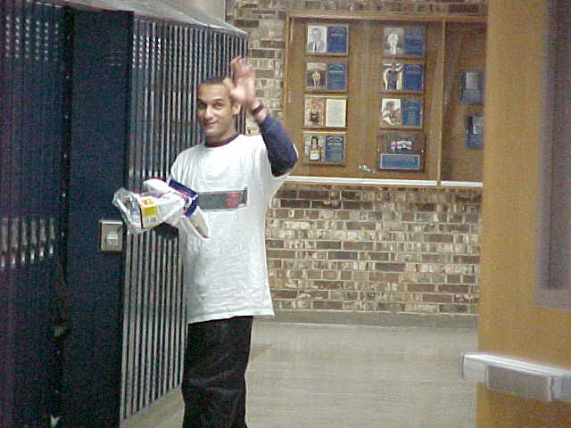 mo.JPG (75805 bytes)