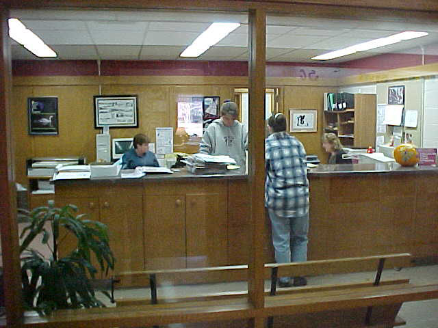 office.JPG (78096 bytes)