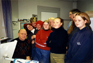 mavis4.jpg (77315 bytes)