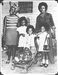 bobfam.jpg (21245 bytes)