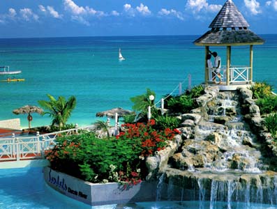 waterfall.jpg (30854 bytes)