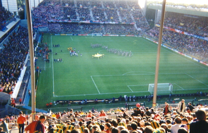 wcup2.jpg (102148 bytes)