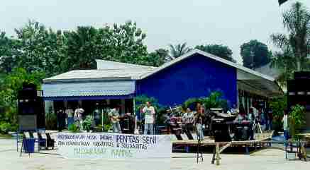 musik.jpg (11557 bytes)