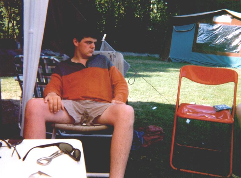 ad.JPG (60105 bytes)