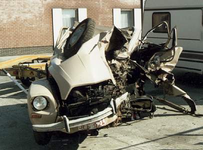 wrak.jpg (24623 bytes)