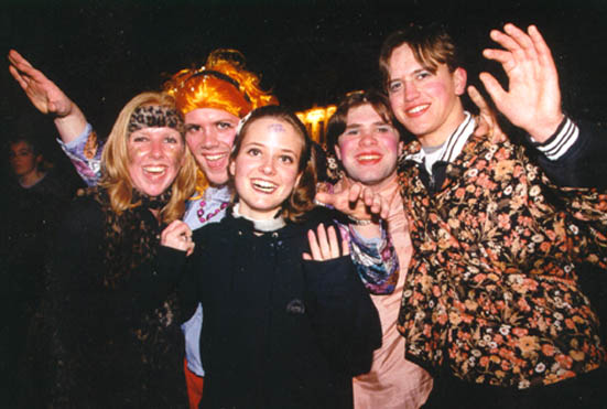 Carnaval.jpg (49478 bytes)