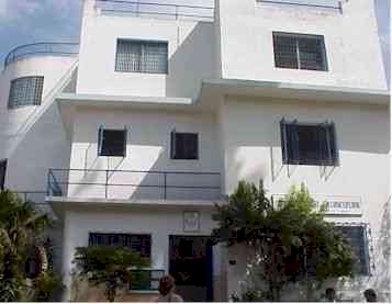 fachada.jpg (22115 bytes)