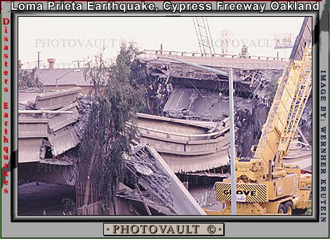 DAEV02P12_09.jpg (113560 bytes)