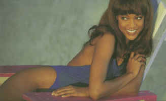 Tyra5.jpg (41169 bytes)