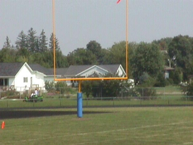 fieldgoal69.JPG (40144 bytes)