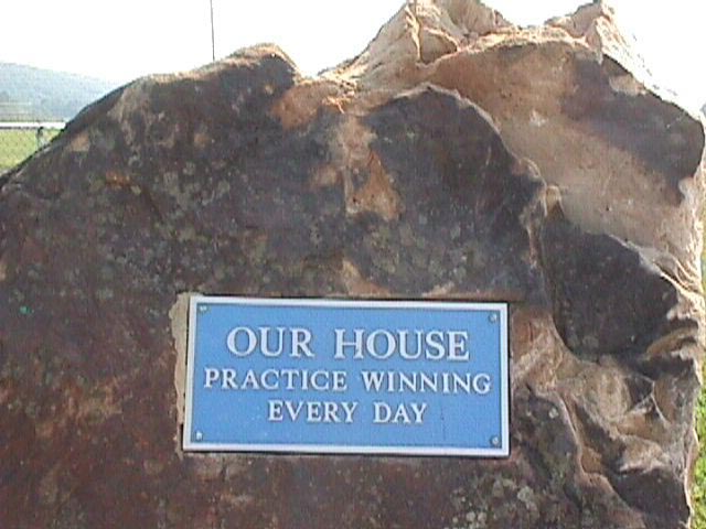 therock.JPG (54846 bytes)