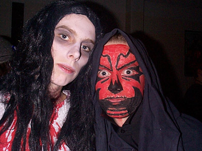 jennyojonas.jpg (51242 bytes)