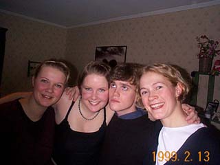 fyra.jpg (17383 bytes)