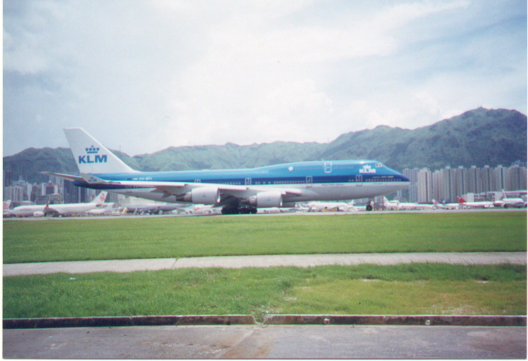 KL.jpg (483297 bytes)