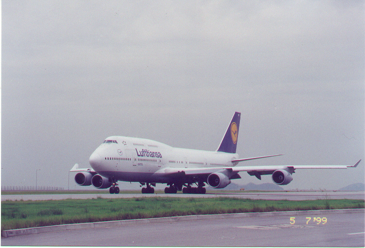 LH_D-ABVF1.jpg (464965 bytes)