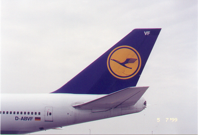 LH_D-ABVF2.jpg (457441 bytes)