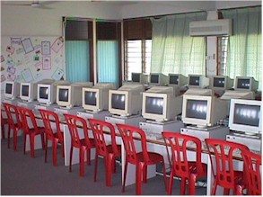 Mvc-018f.jpg (63602 bytes)