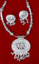 WM05.jpg (88511 bytes)