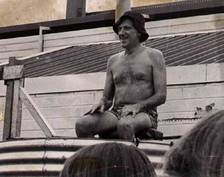 John Lyon about to have a bath.JPG