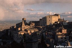 town.jpg (10841 bytes)