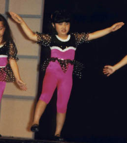 megdance974.jpg (112988 bytes)