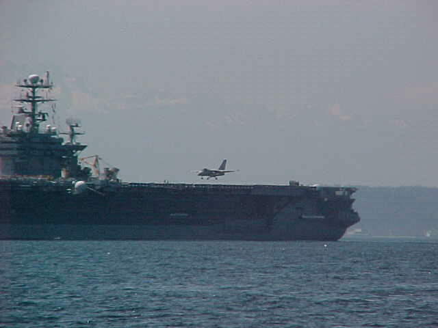 landing.jpg (21800 bytes)