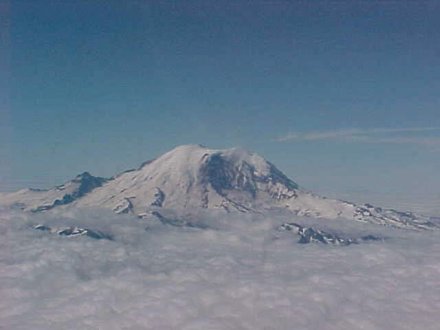 mtrainr2.jpg (17738 bytes)