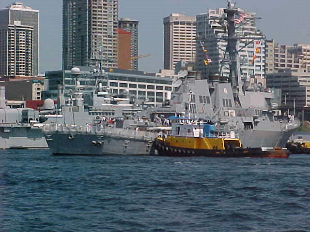 parking.jpg (55078 bytes)